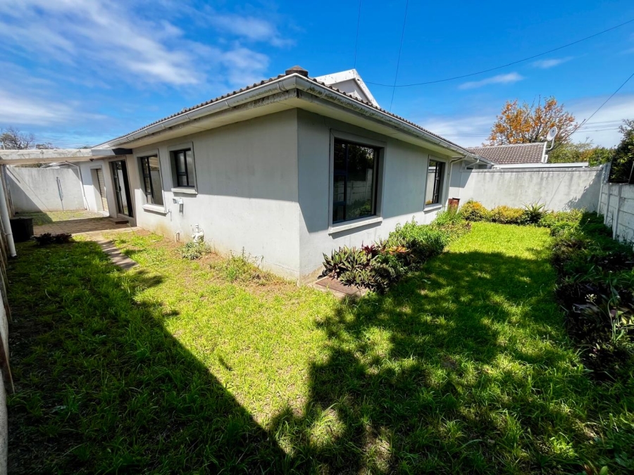 3 Bedroom Property for Sale in Vincent Eastern Cape